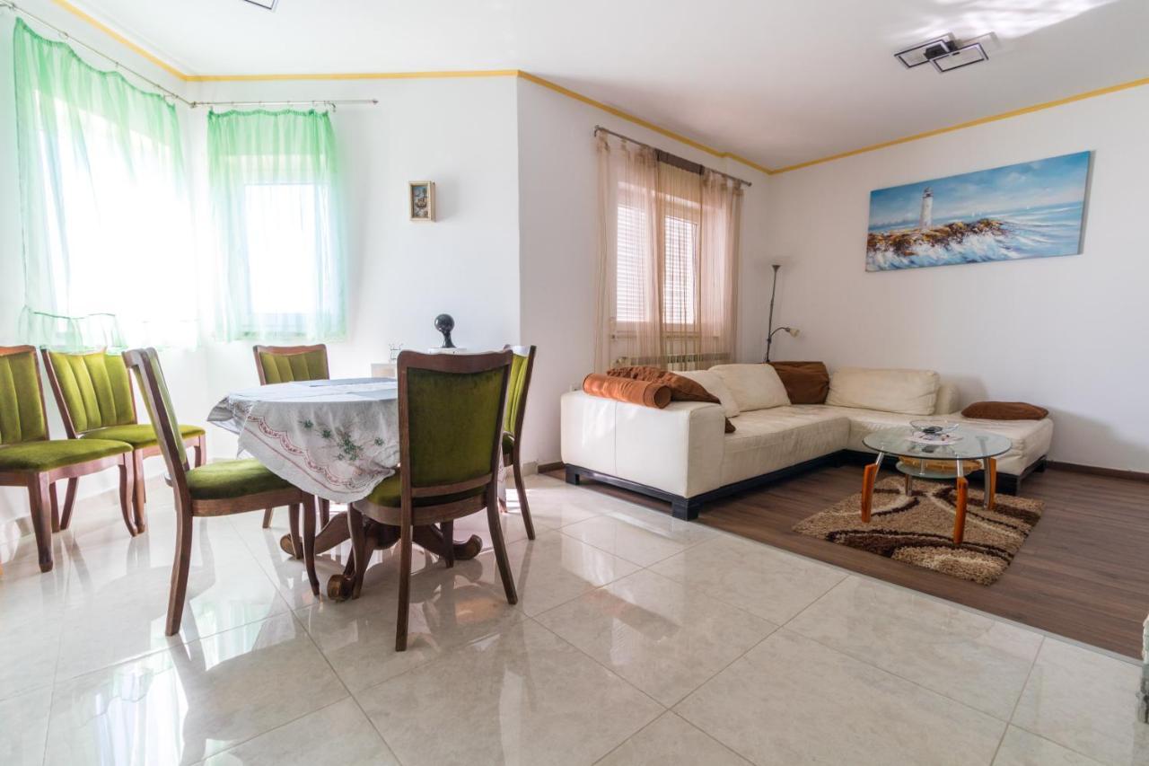 Villa Giani Apartments With Swimming Pool オパティヤ エクステリア 写真