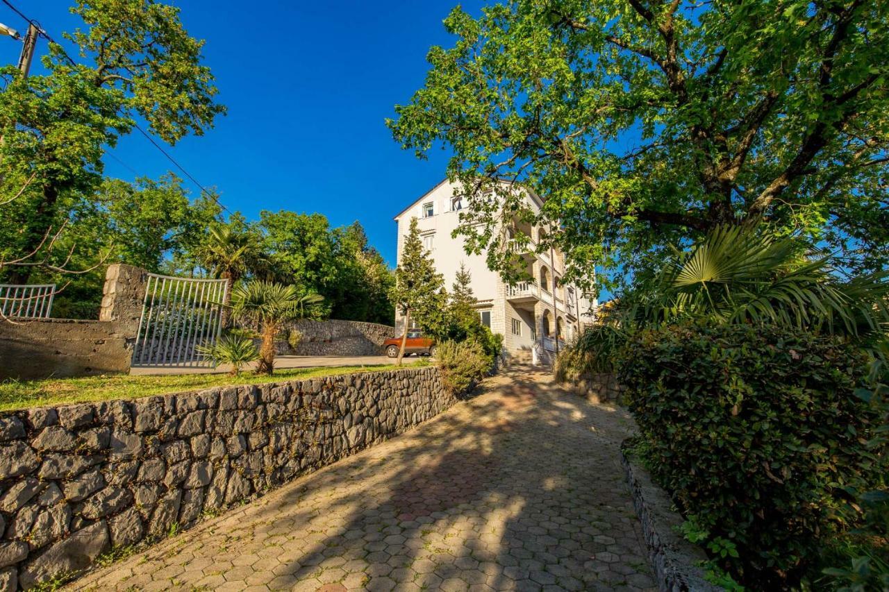 Villa Giani Apartments With Swimming Pool オパティヤ エクステリア 写真