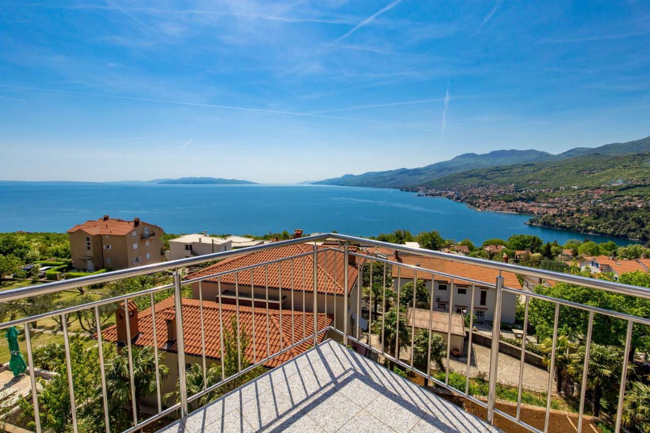 Villa Giani Apartments With Swimming Pool オパティヤ エクステリア 写真