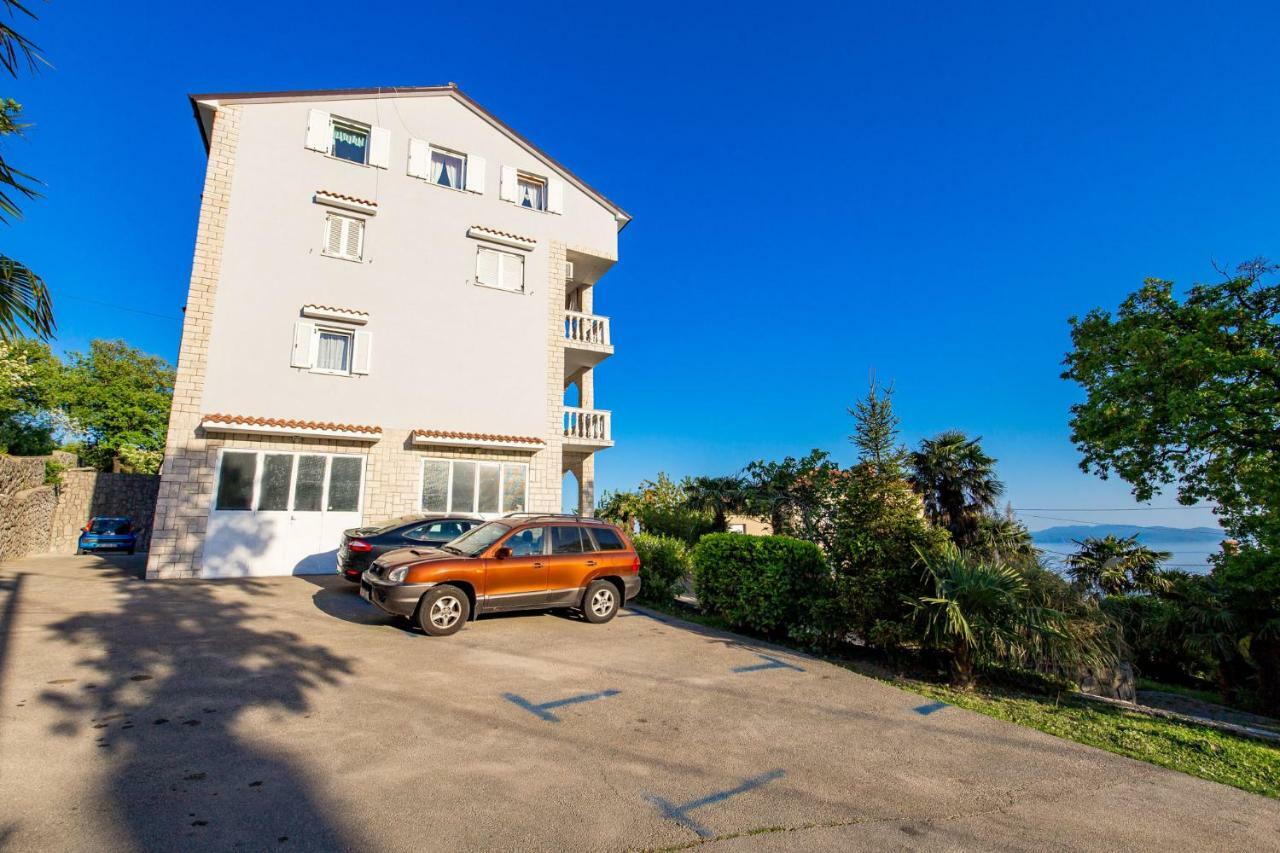 Villa Giani Apartments With Swimming Pool オパティヤ エクステリア 写真