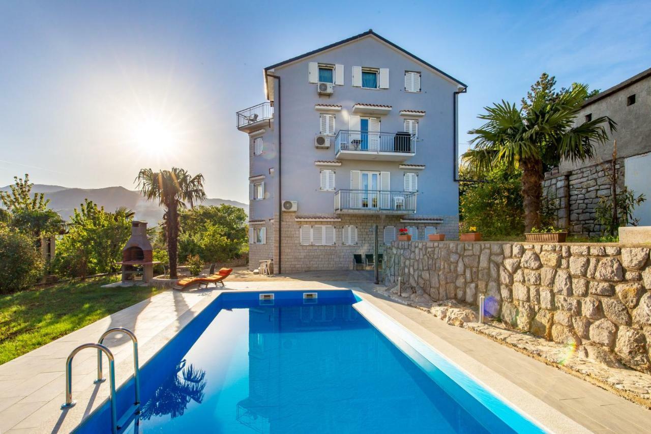 Villa Giani Apartments With Swimming Pool オパティヤ エクステリア 写真