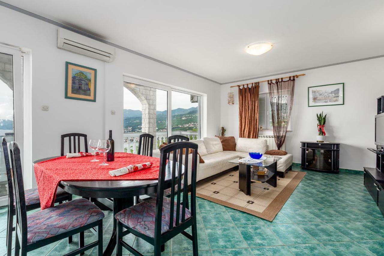 Villa Giani Apartments With Swimming Pool オパティヤ エクステリア 写真